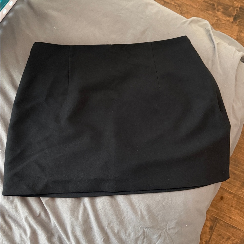 Abercrombie & Fitch Scarlett Mini Skort Ultra High Rise - Picture 3 of 5